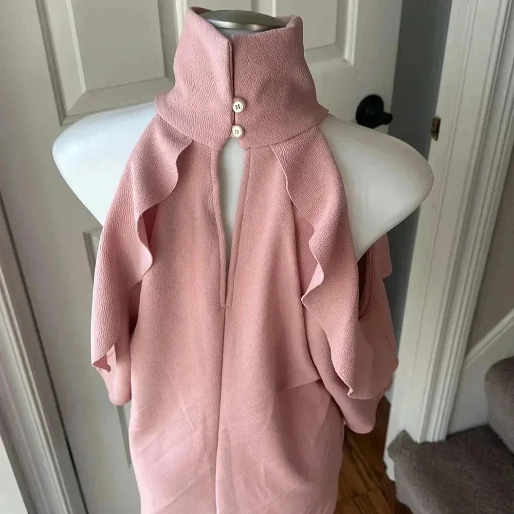 NWT Pink cold shoulder top from NY&Co - Picture 5 of 5